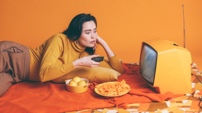 Kebiasaan Makan Malam yang Bikin Berat Badan Naik