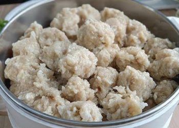 Cara Membuat Pentol Tepung yang Kenyal dan Gurih untuk Camilan di Rumah